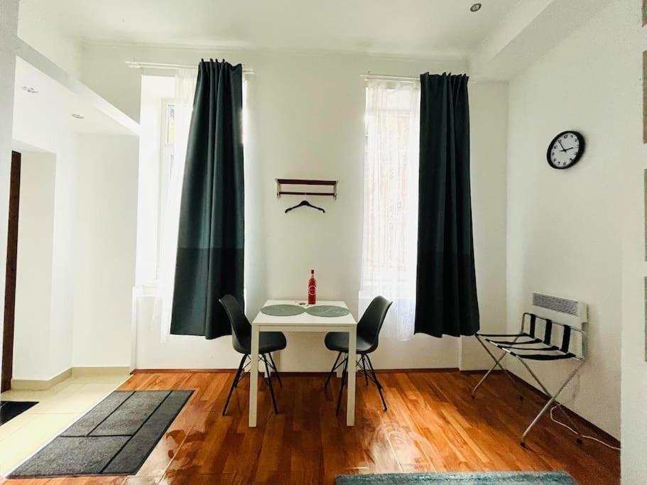 Kazy8 New Life Apartment Budapest Exterior photo